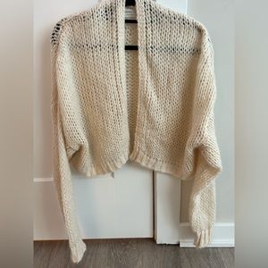 cropped cream colored sweater cardigan size small